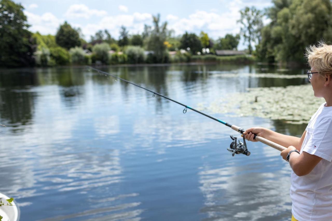 Recreatiepark De Markplas Opheusden エクステリア 写真